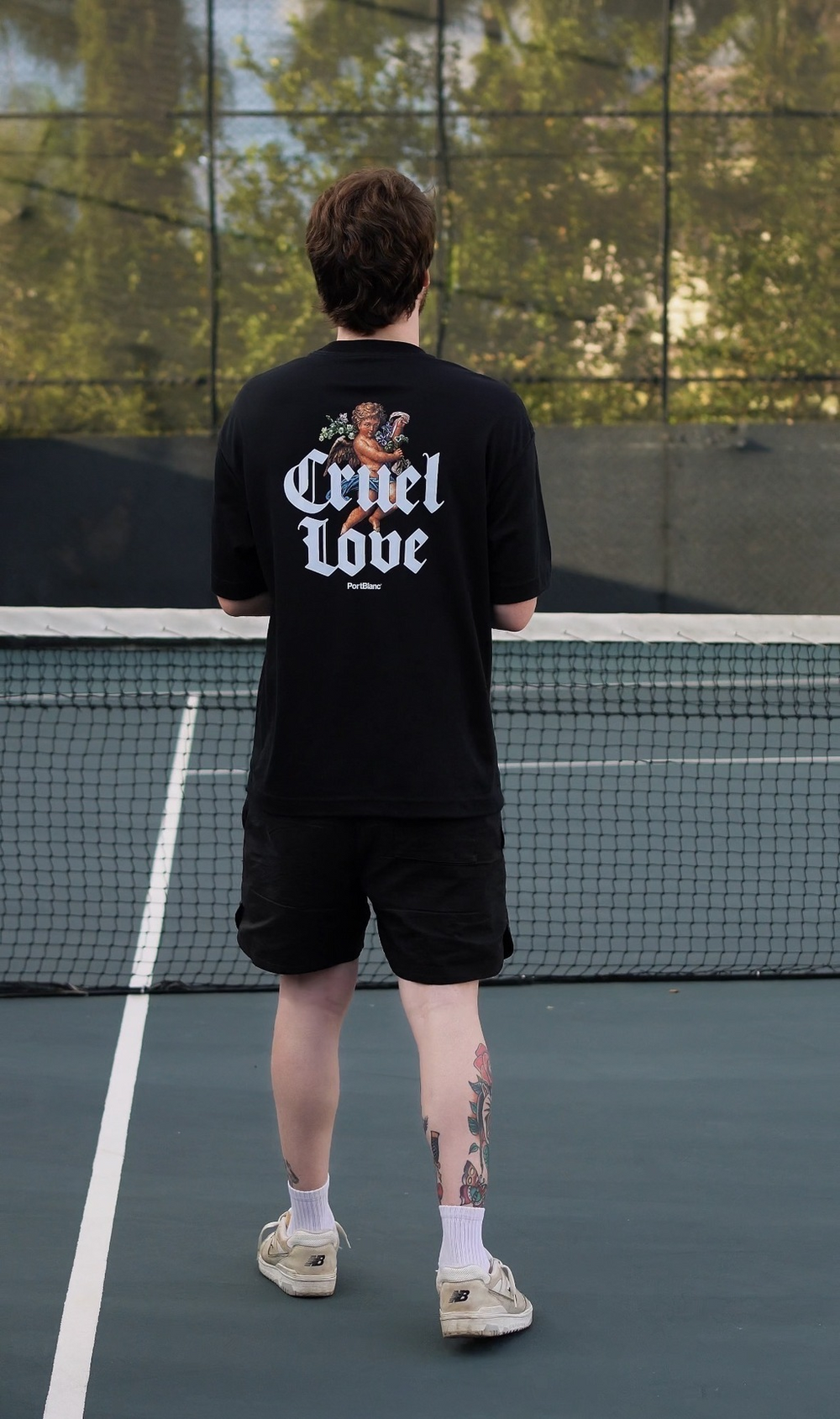 Oversized ''Cruel Love'' Preta